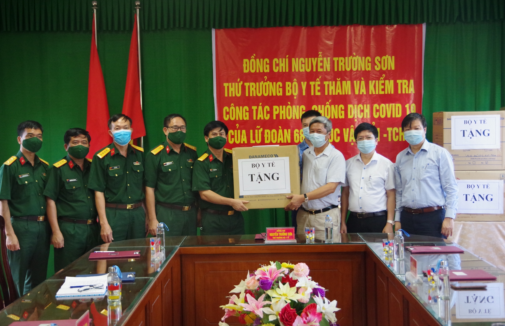 Đoàn công tác Bộ Y tế thăm và kiểm tra công tác phòng, chống dịch Covid-19 tại Lữ đoàn 683